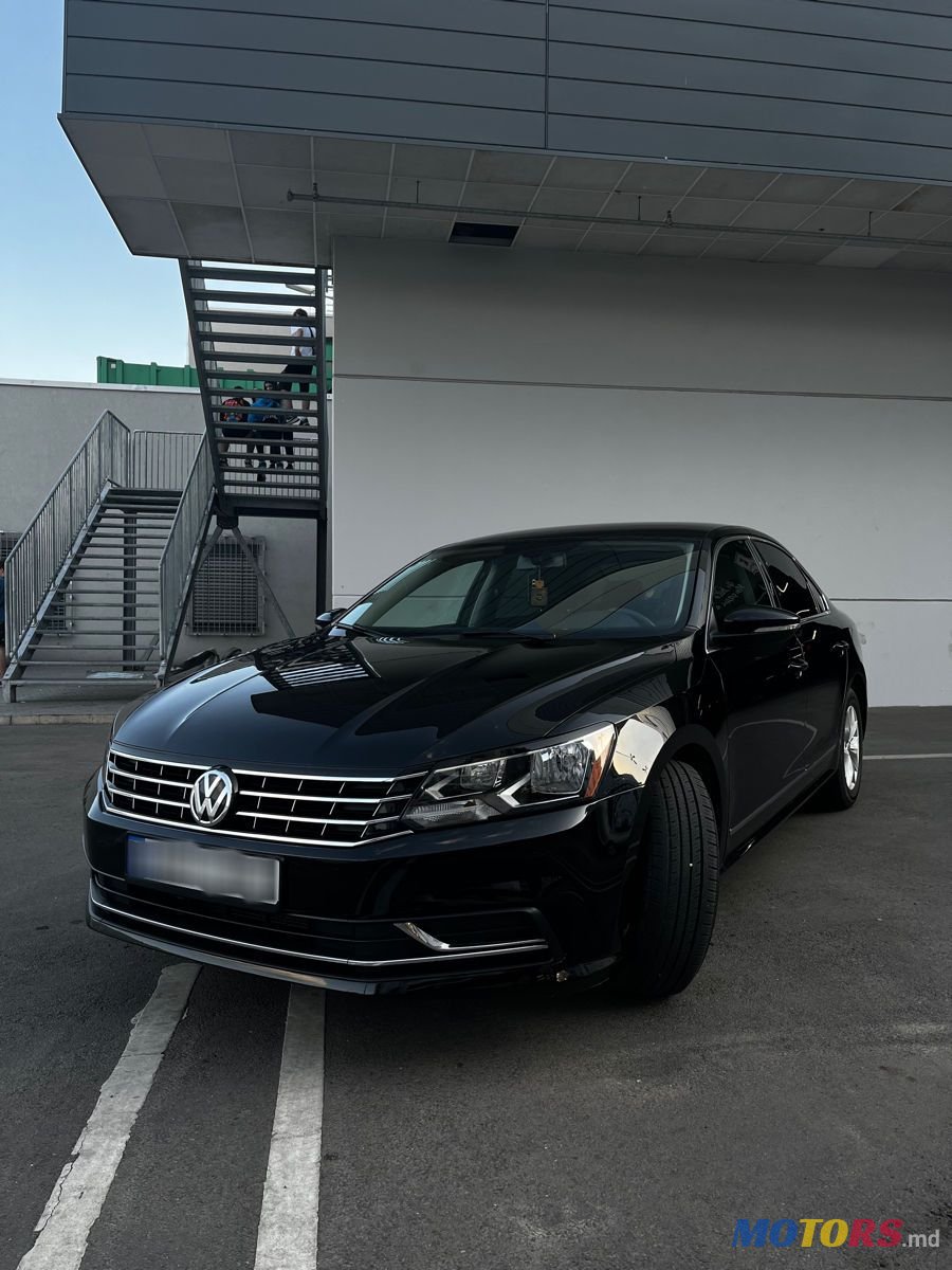 2016' Volkswagen Passat photo #1