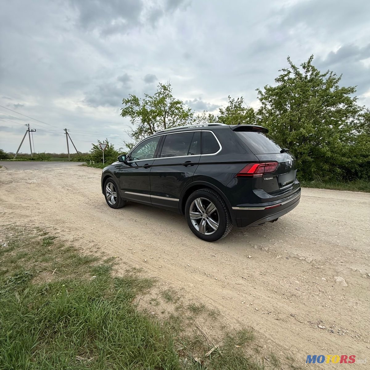 2018' Volkswagen Tiguan photo #4