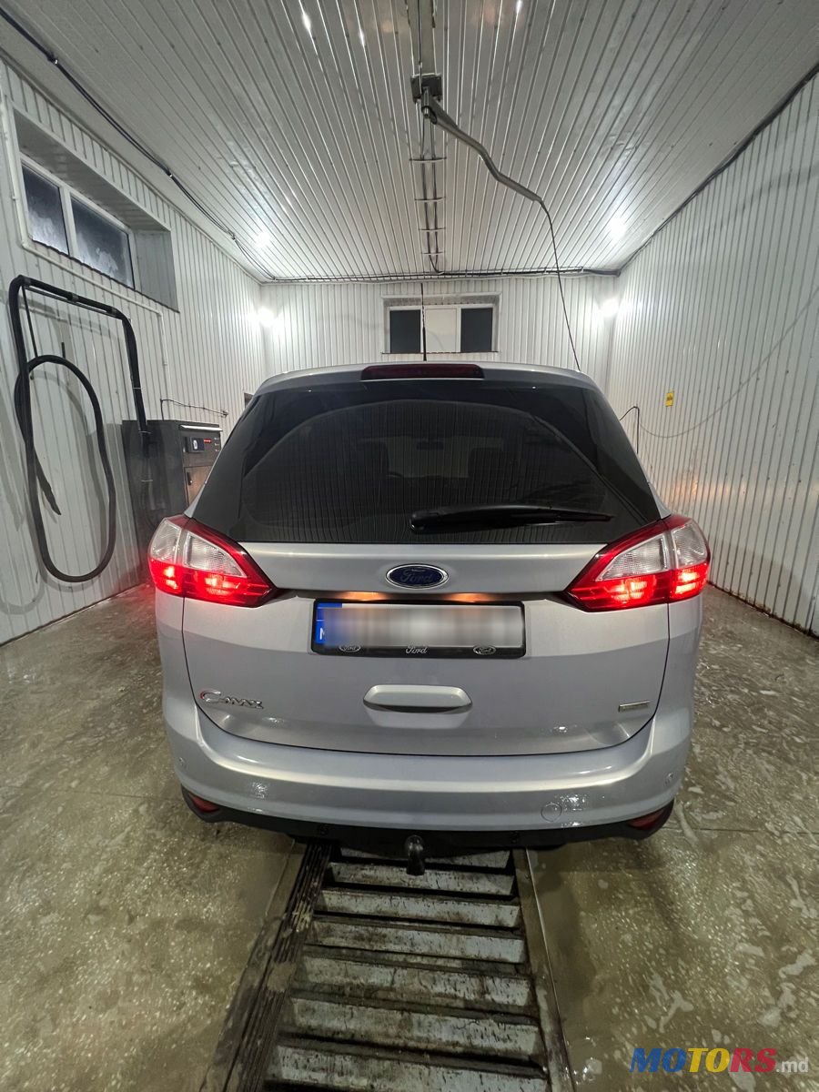 2012' Ford C-MAX photo #2