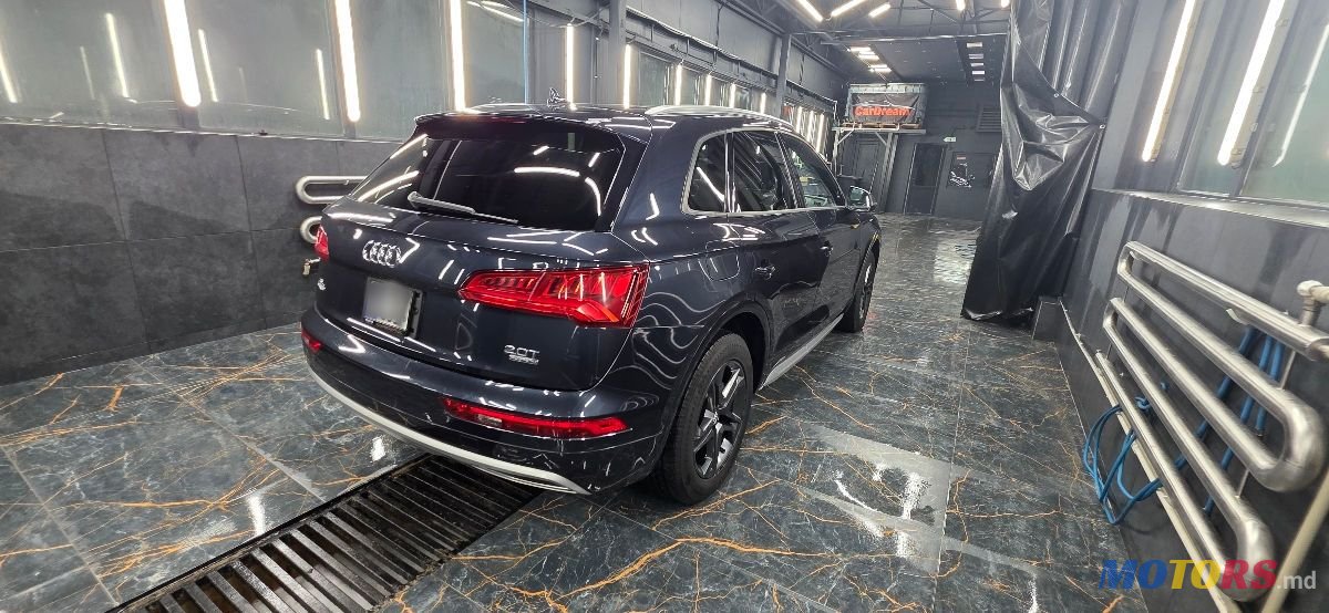 2018' Audi Q5 photo #5