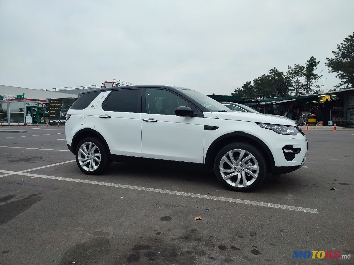 2015' Land Rover Discovery Sport photo #6