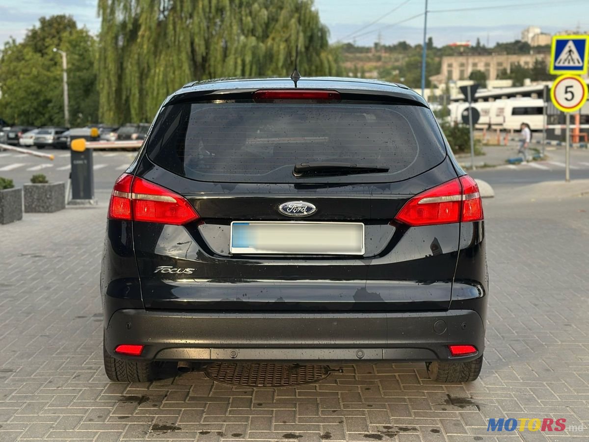 2015' Ford Focus photo #6