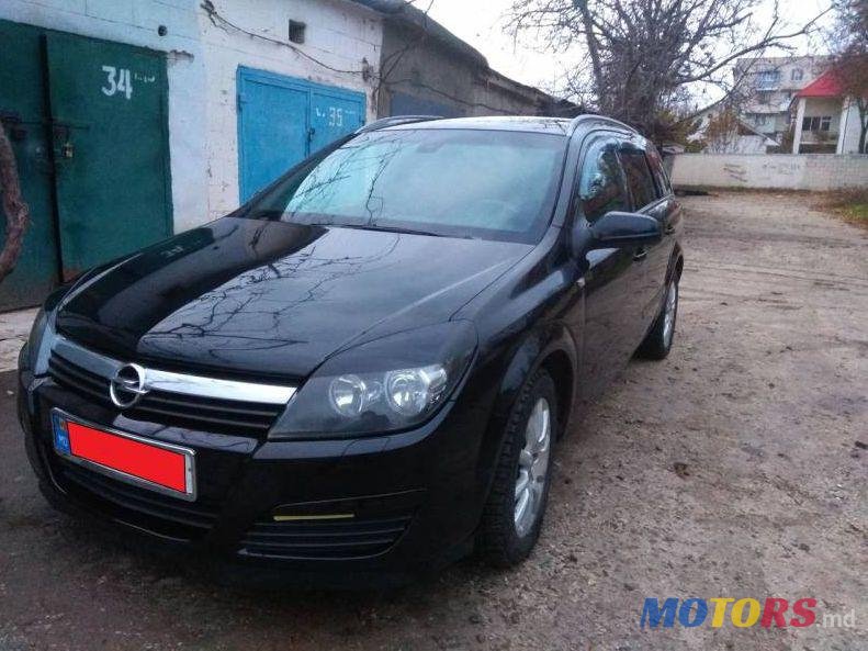 2006' Opel Astra photo #2