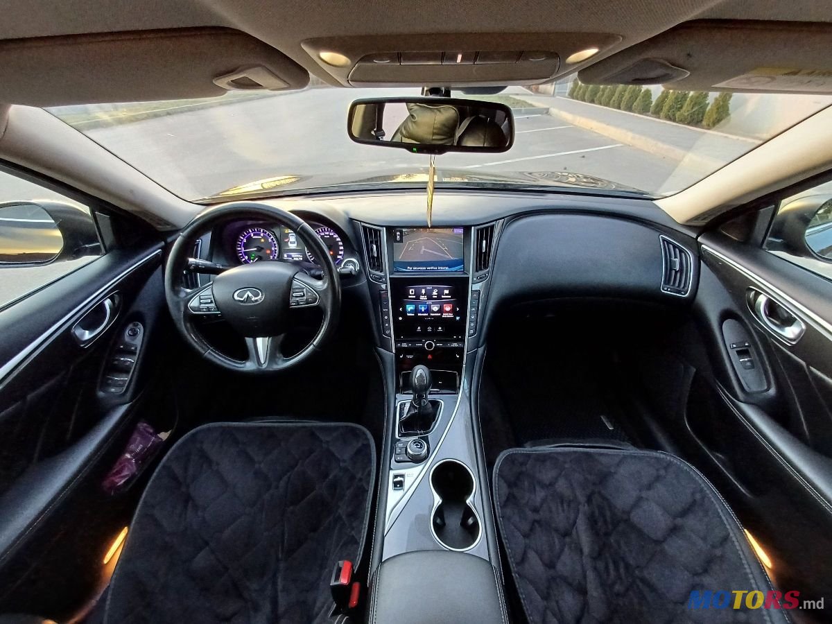 2016' Infiniti Q Series photo #5