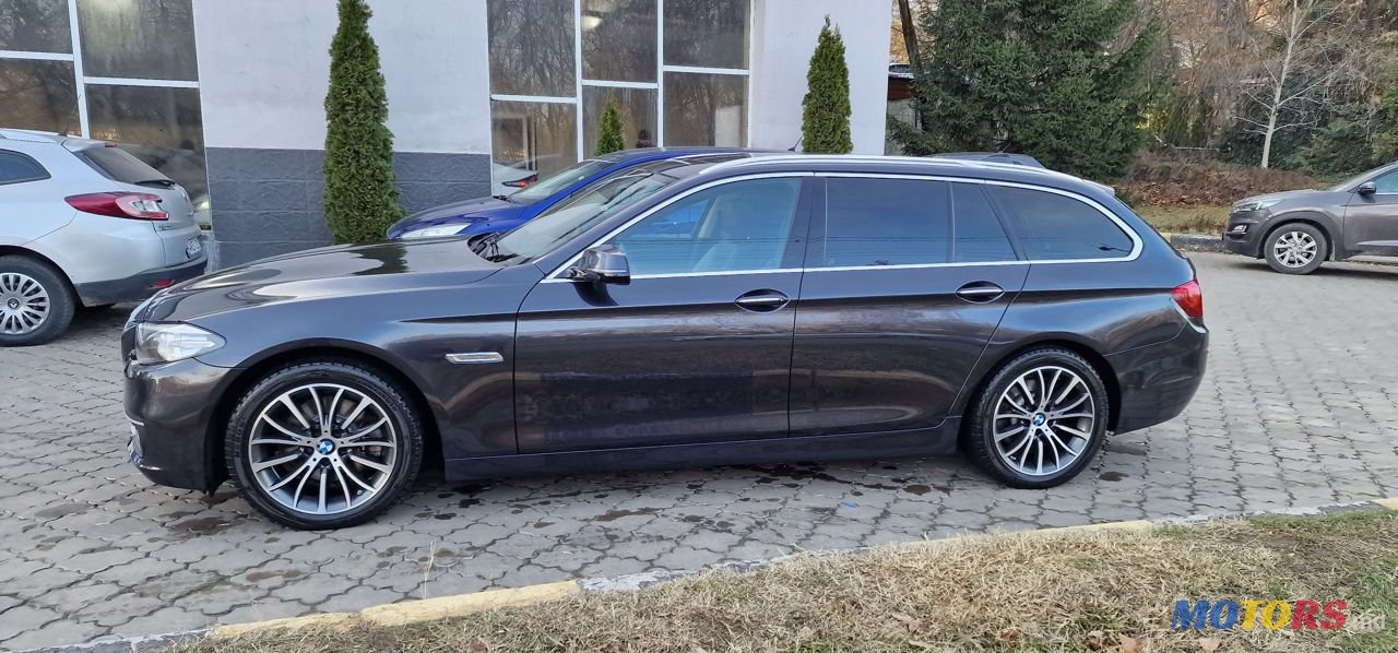 2014' BMW 5 Series photo #6