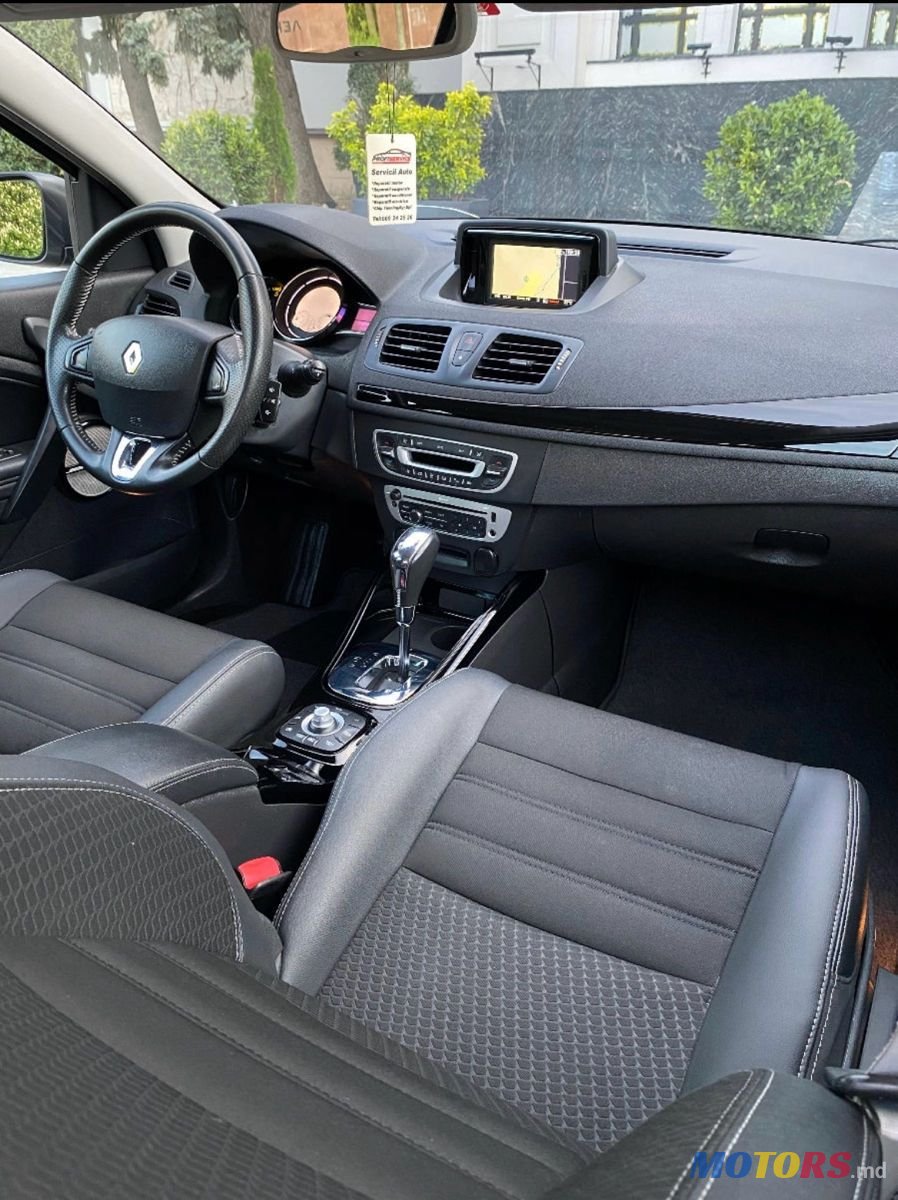 2014' Renault Megane photo #5