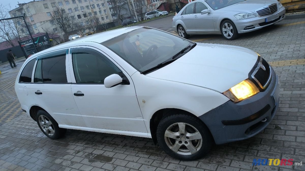 2007' Skoda Fabia photo #4