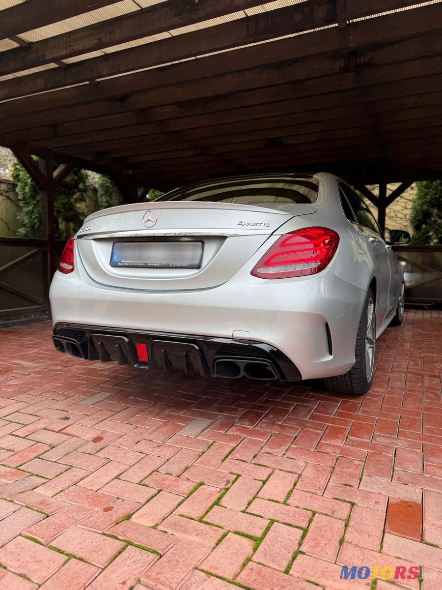 2016' Mercedes-Benz C-Class photo #3