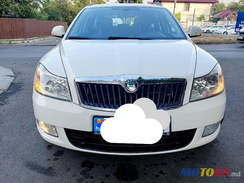 2013' Skoda Octavia photo #2