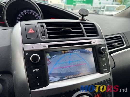 2014' Toyota Verso photo #6