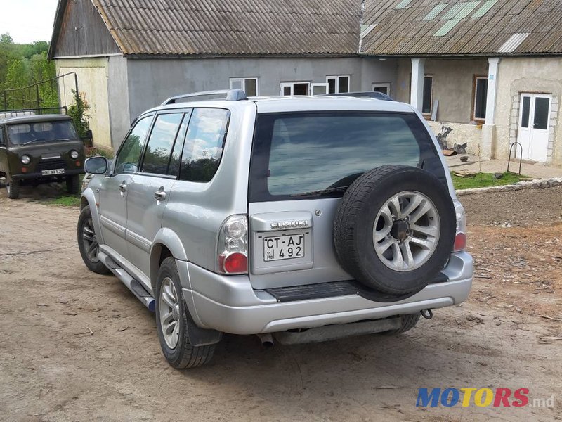 2005' Suzuki Grand Vitara photo #2