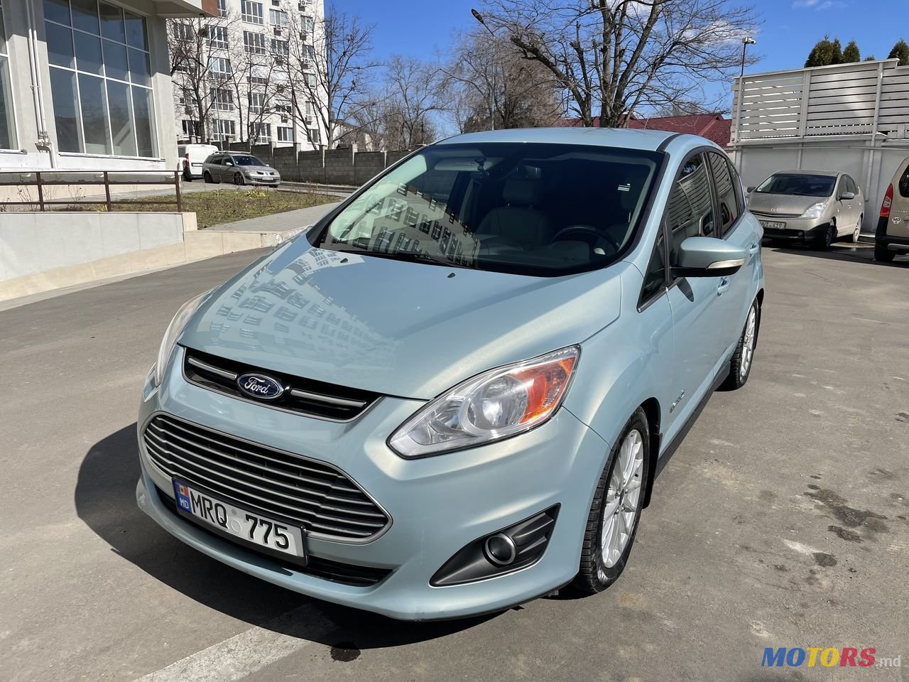 2012' Ford C-MAX photo #1