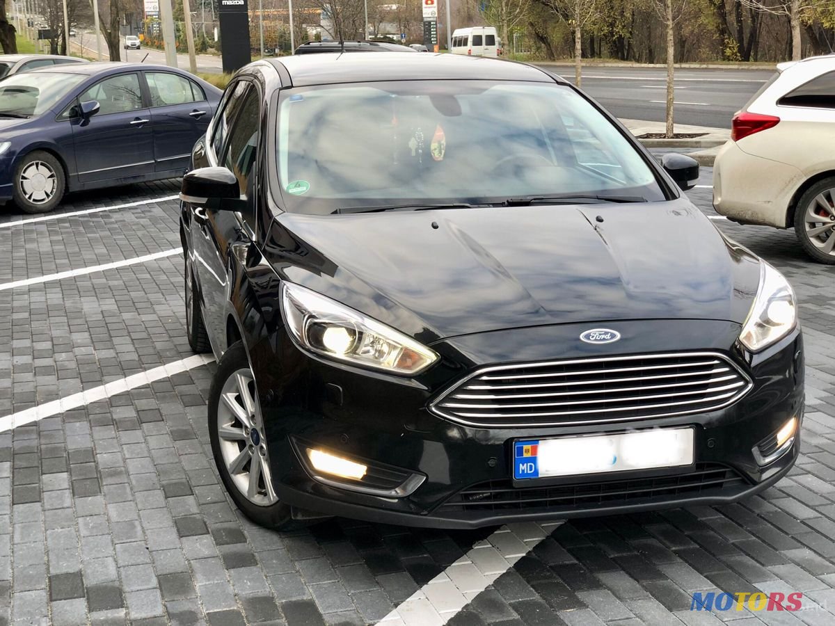 2017' Ford Focus photo #2