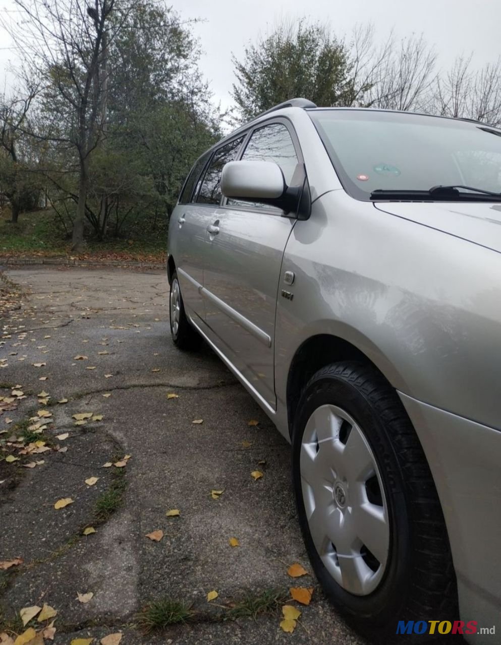 2004' Toyota Corolla photo #4