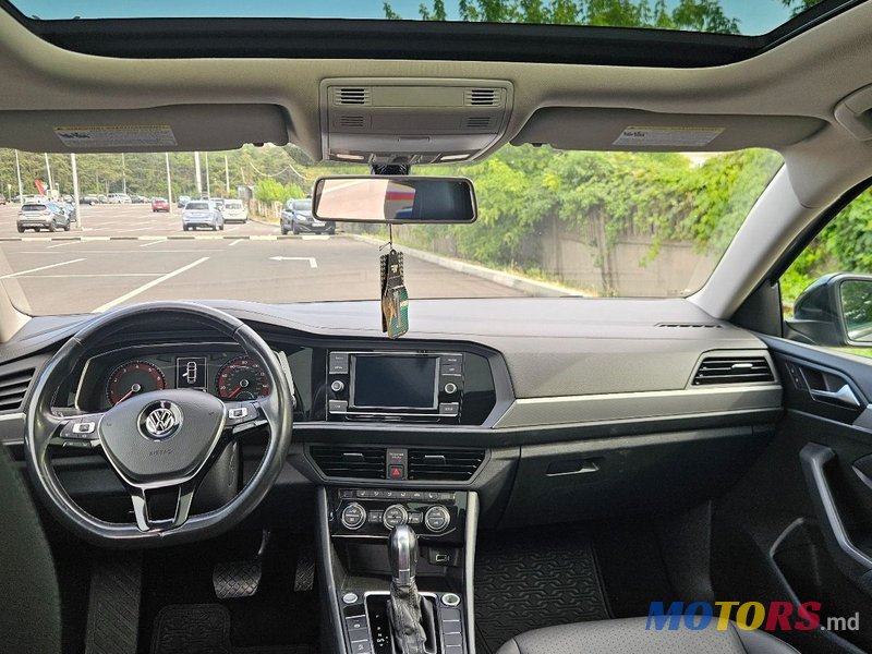 2019' Volkswagen Jetta photo #4