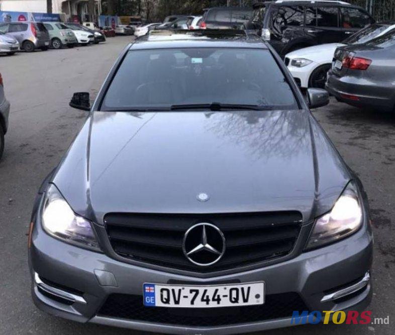 2012' Mercedes-Benz C photo #1