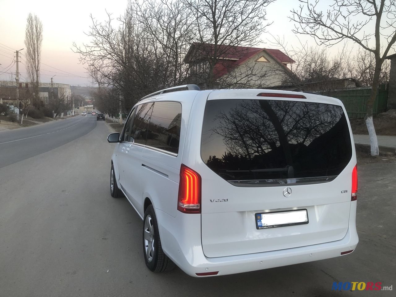 2015' Mercedes-Benz V Класс photo #2