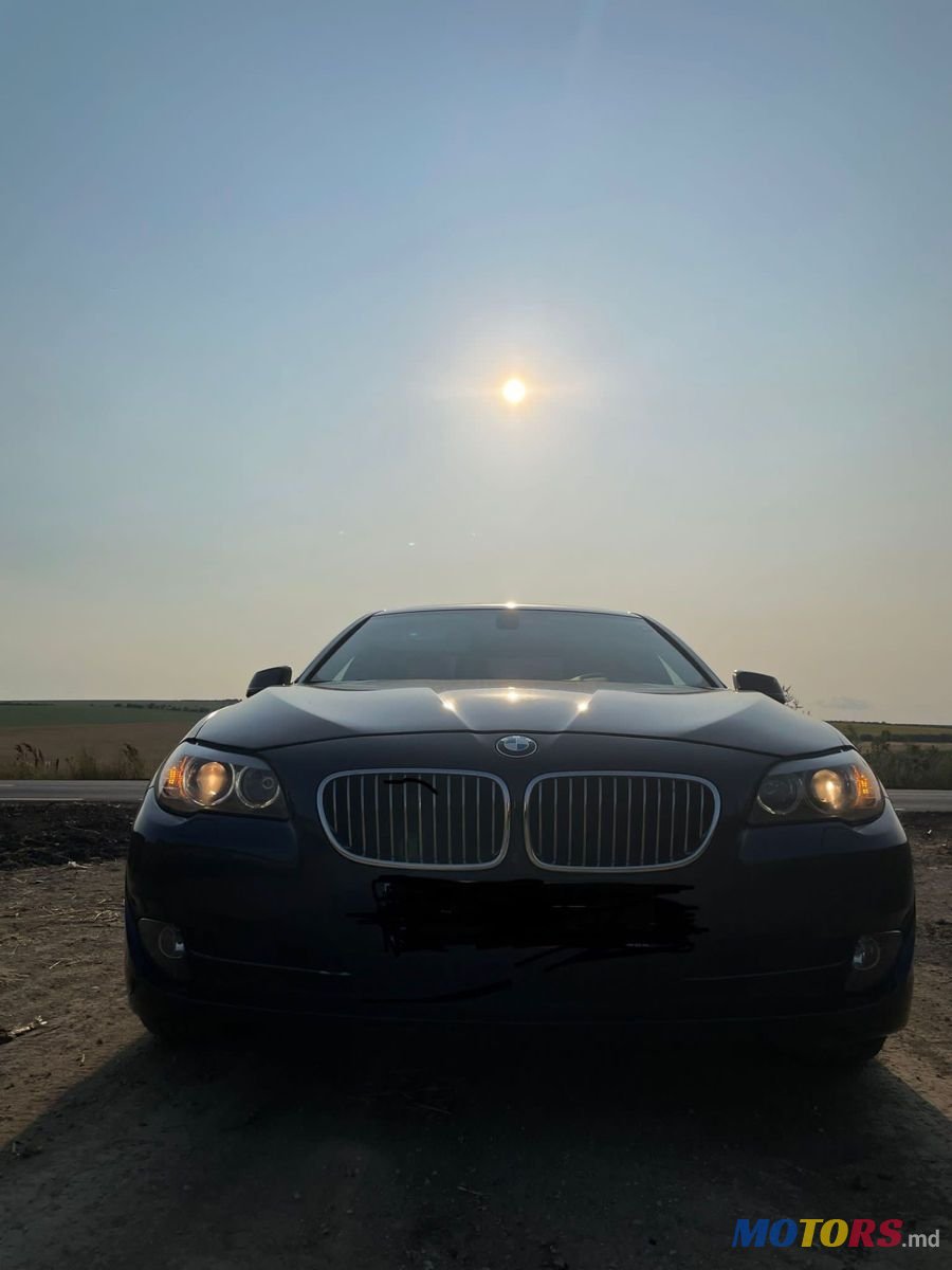 2013' BMW 5 Series photo #3