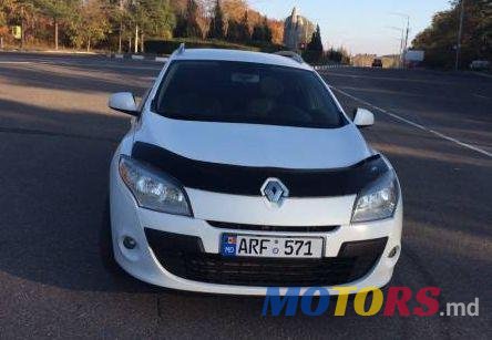 2011' Renault Megane photo #2