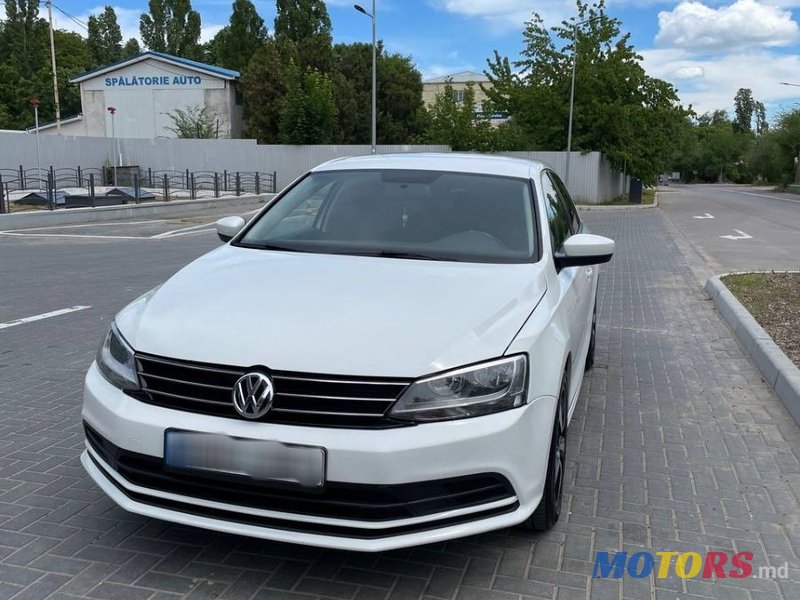 2016' Volkswagen Jetta photo #3
