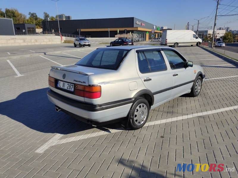 1992' Volkswagen Vento photo #3