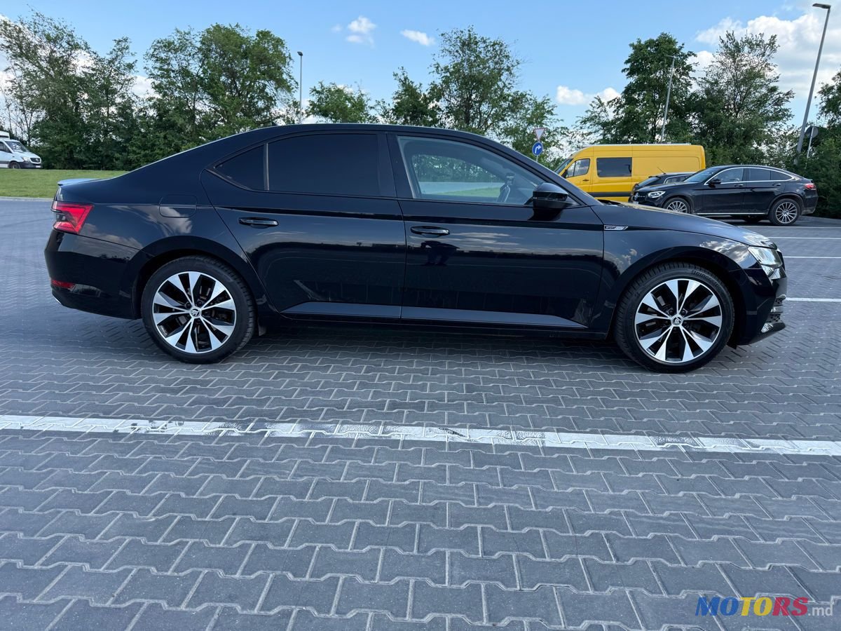 2019' Skoda Superb photo #4