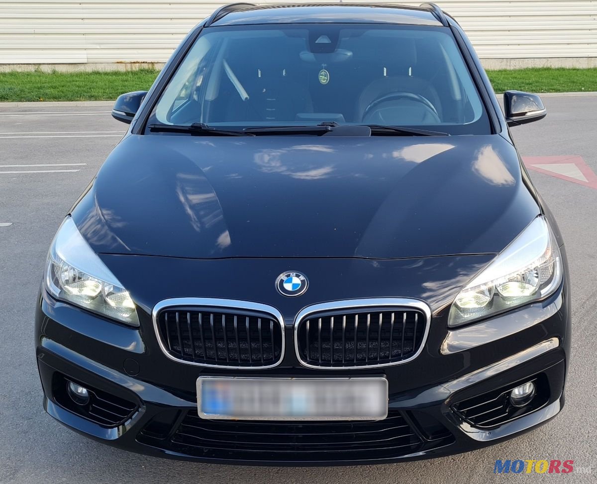 2015' BMW 2 Series Active Tourer photo #4