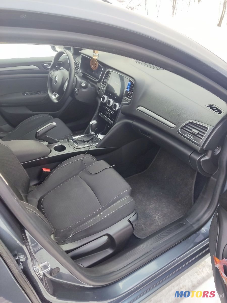 2020' Renault Megane photo #2