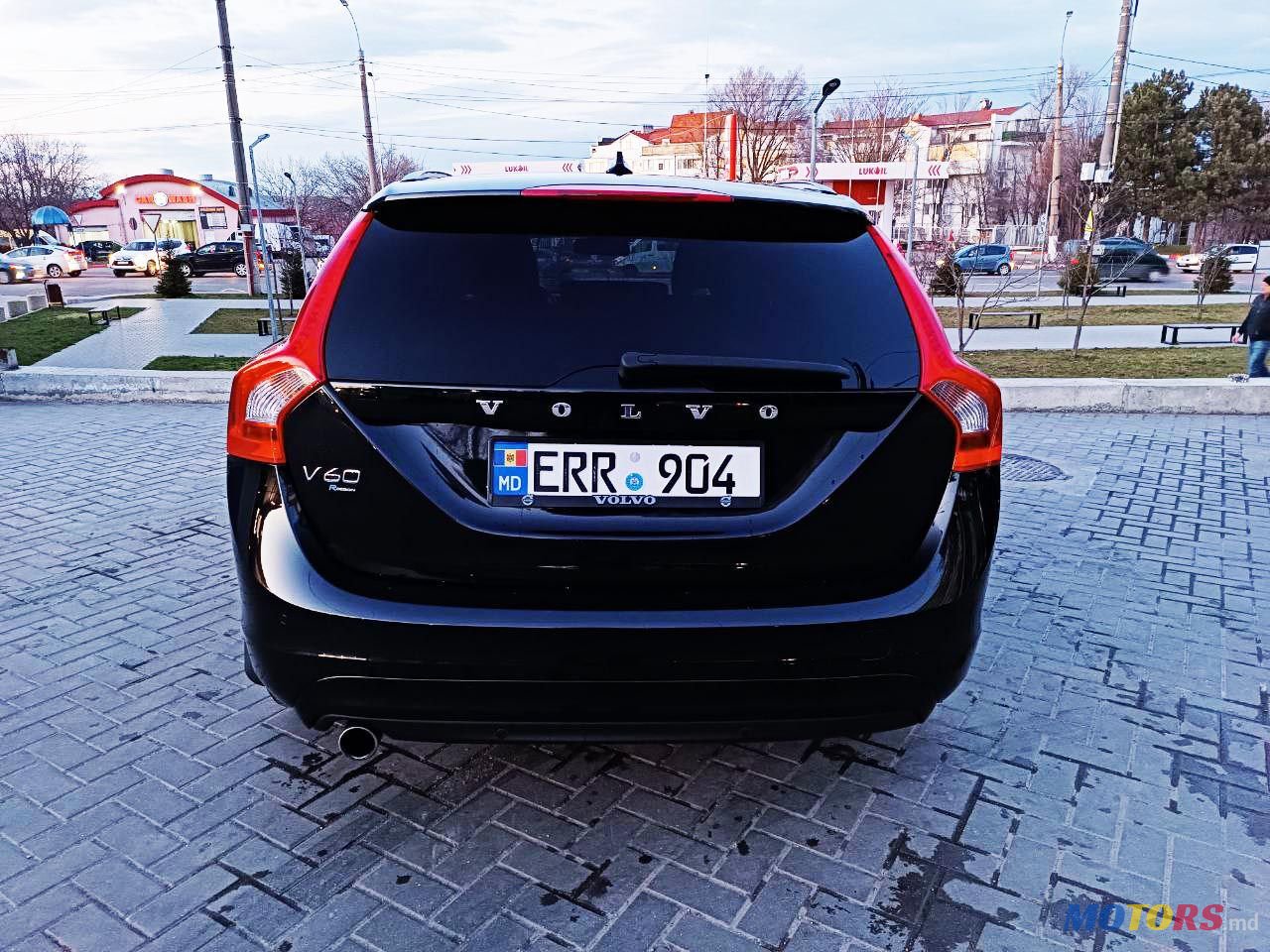 2014' Volvo V60 photo #2