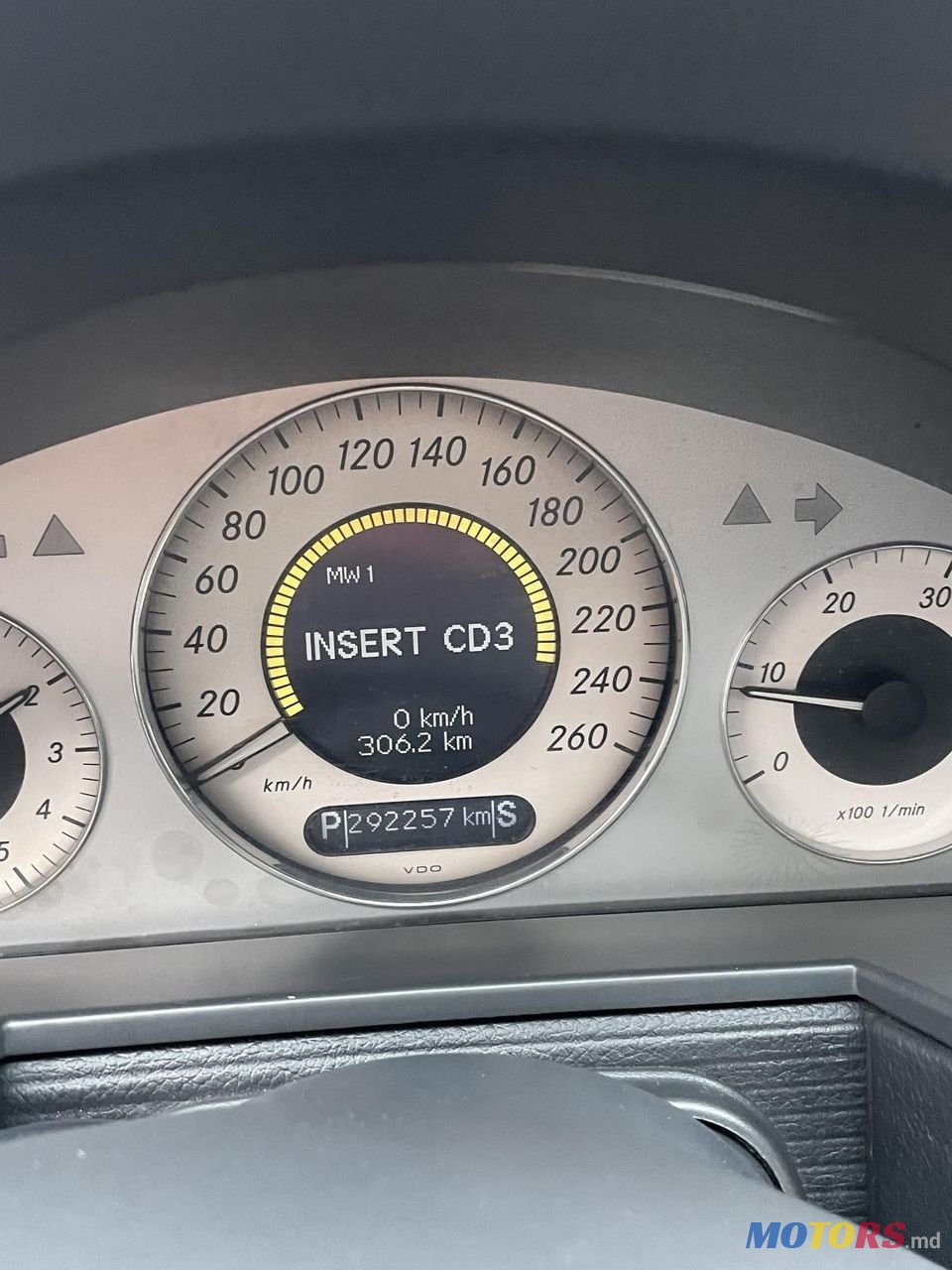 2004' Mercedes-Benz E Класс photo #6