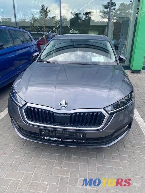 2023' Skoda Octavia photo #2