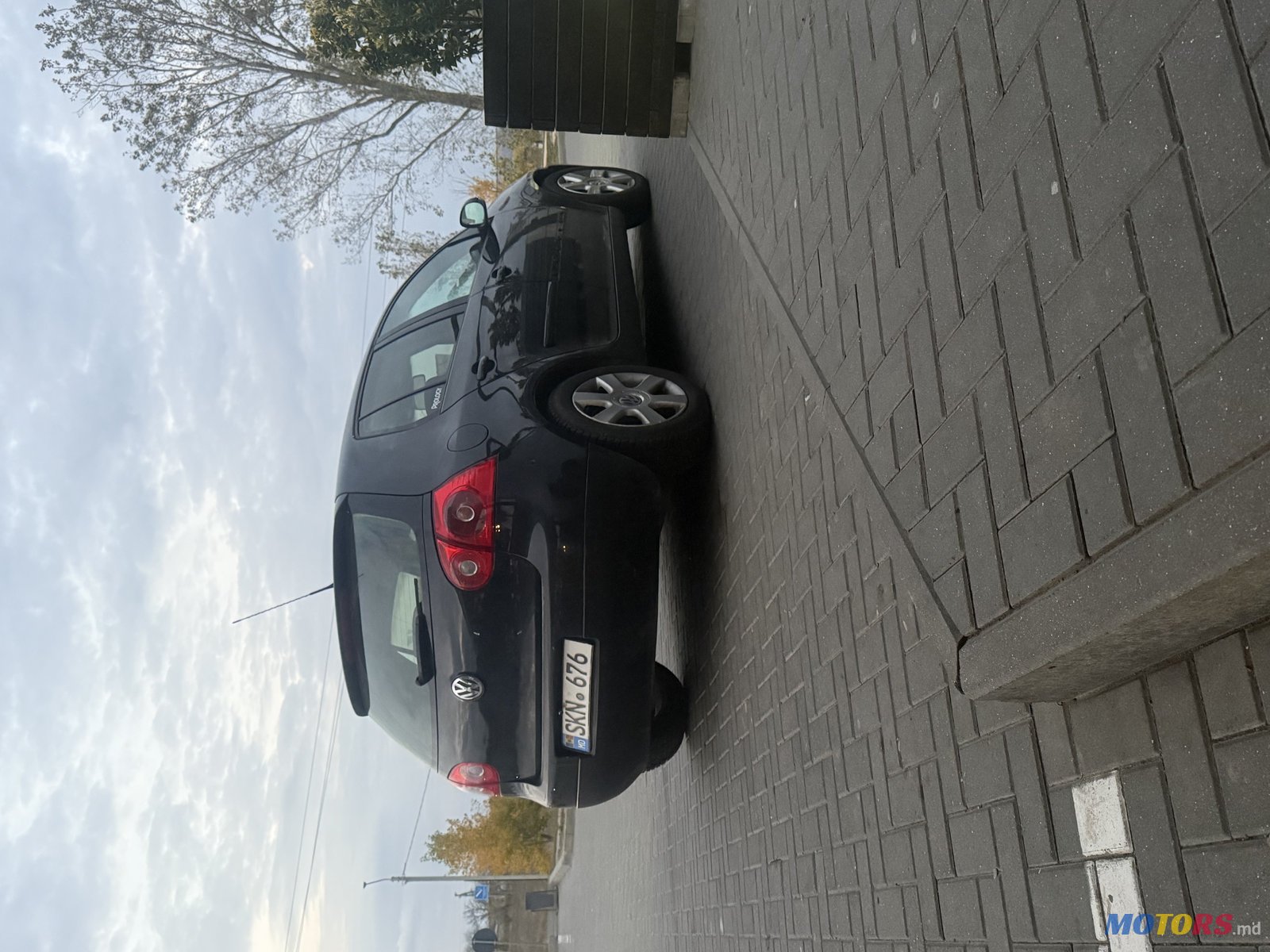 2008' Volkswagen Golf V photo #2