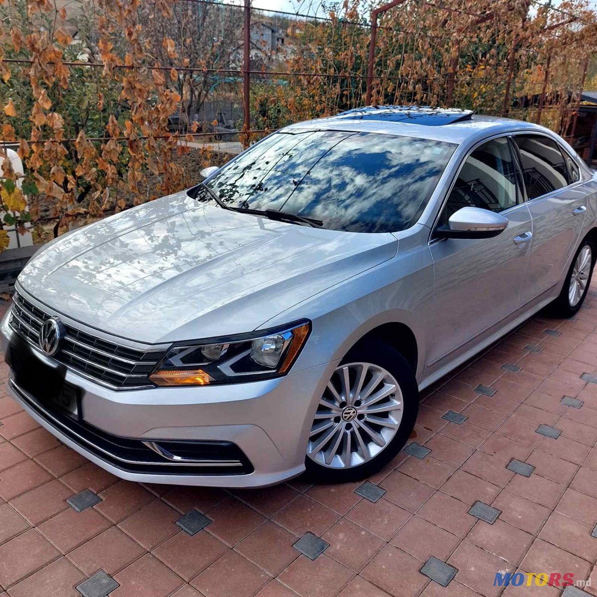 2017' Volkswagen Passat photo #1