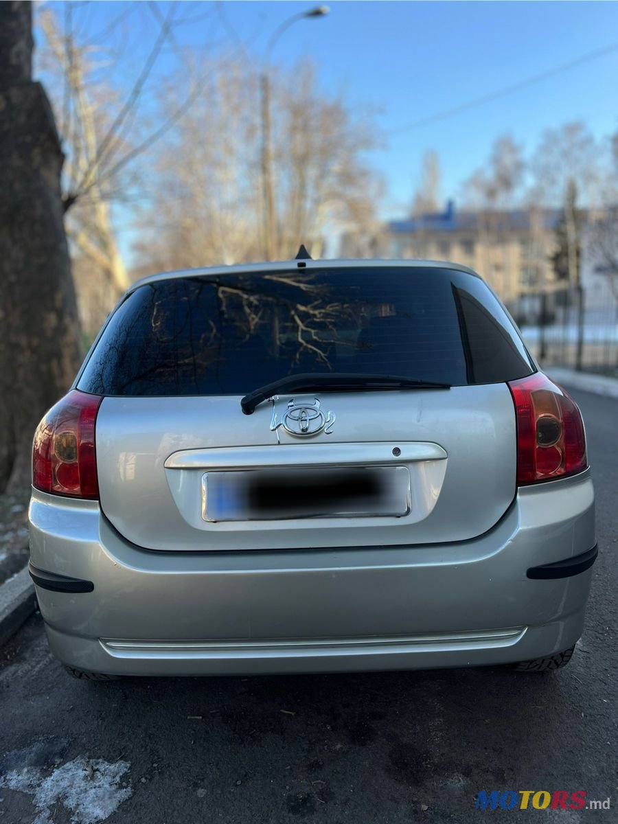2005' Toyota Corolla photo #4