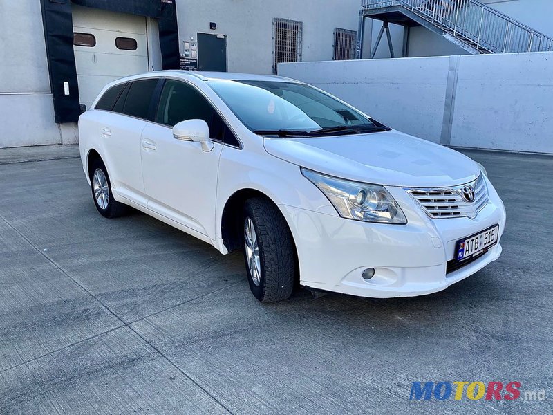 2010' Toyota Avensis photo #1