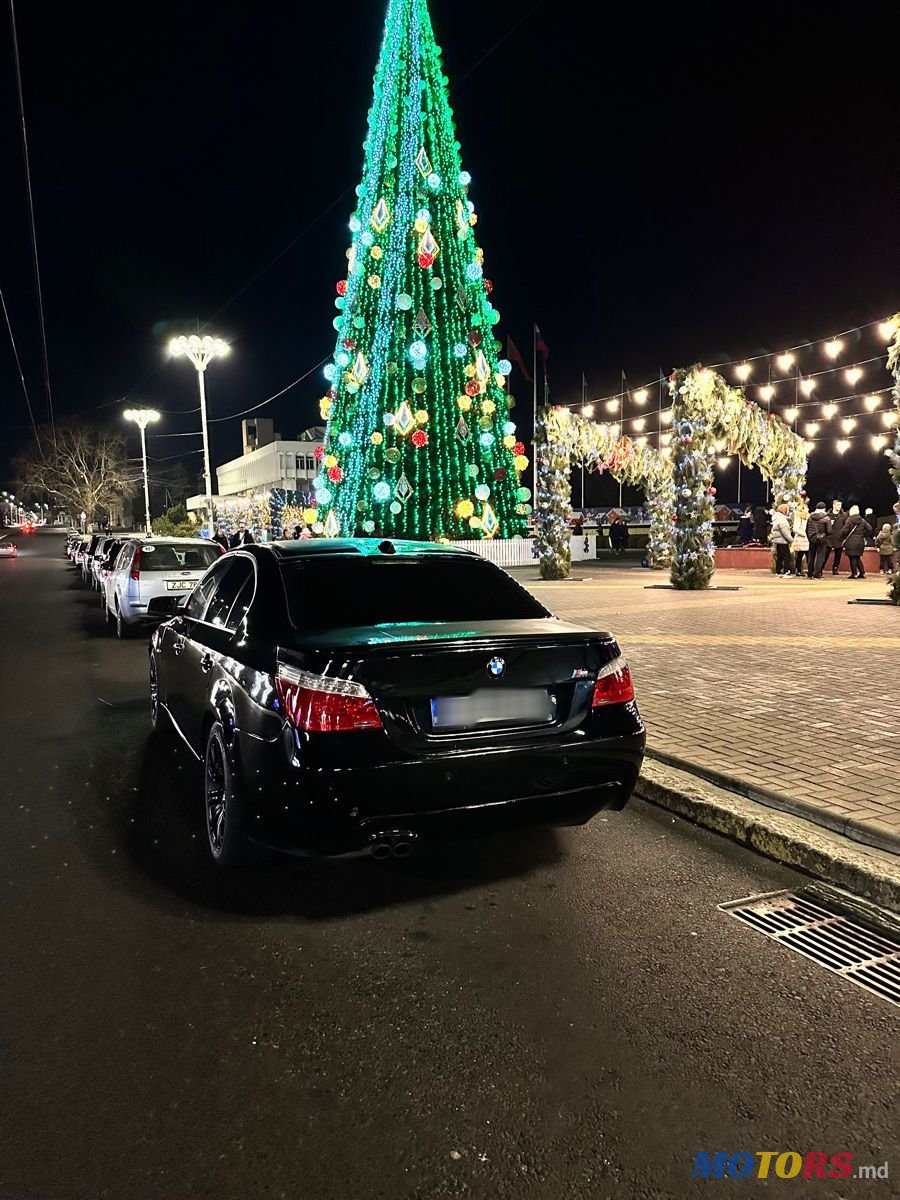 2009' BMW 5 Series photo #2