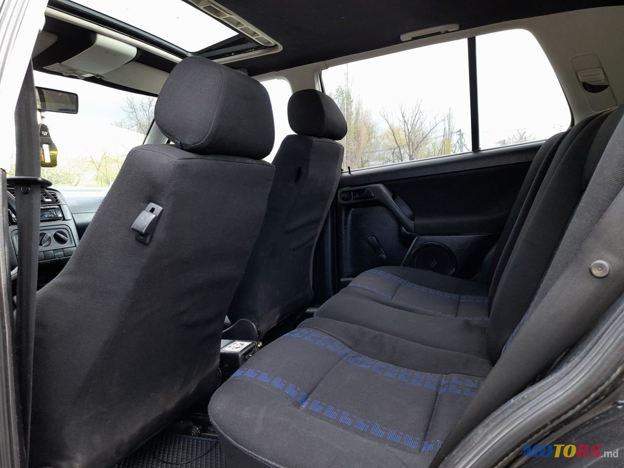 1998' Volkswagen Golf photo #3