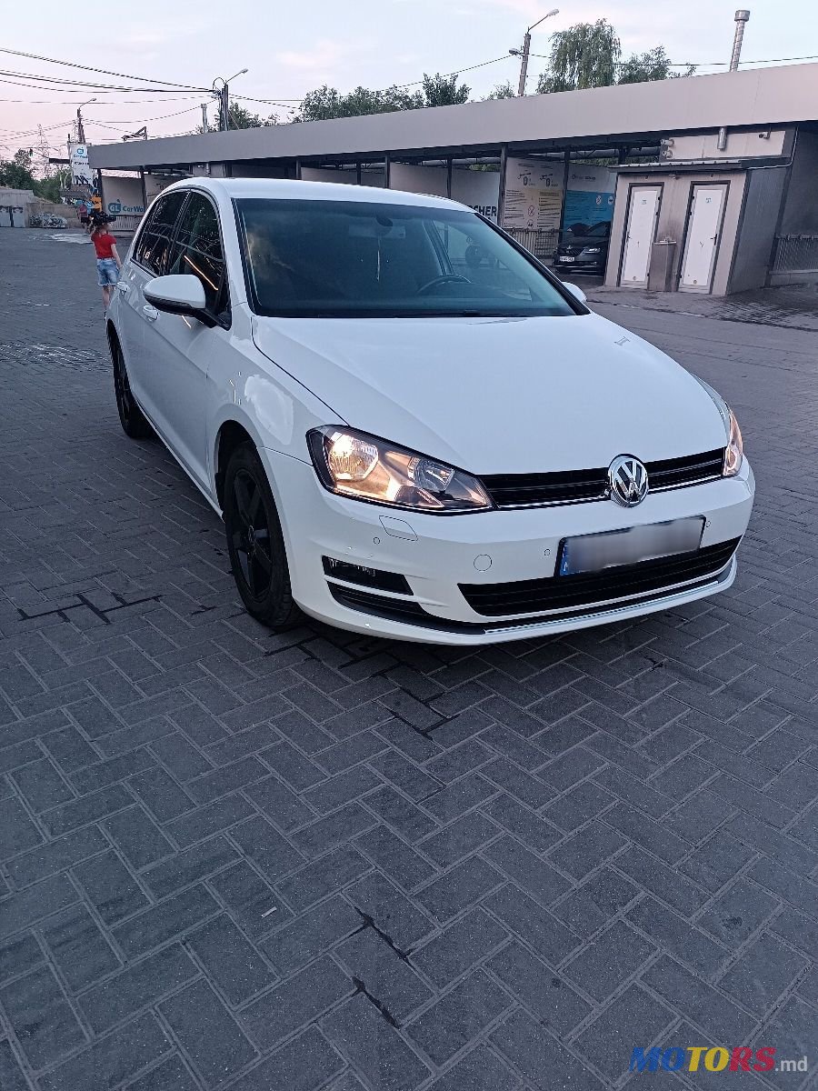 2015' Volkswagen Golf photo #1