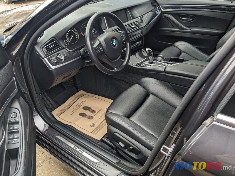 2014' BMW 5 Series photo #6