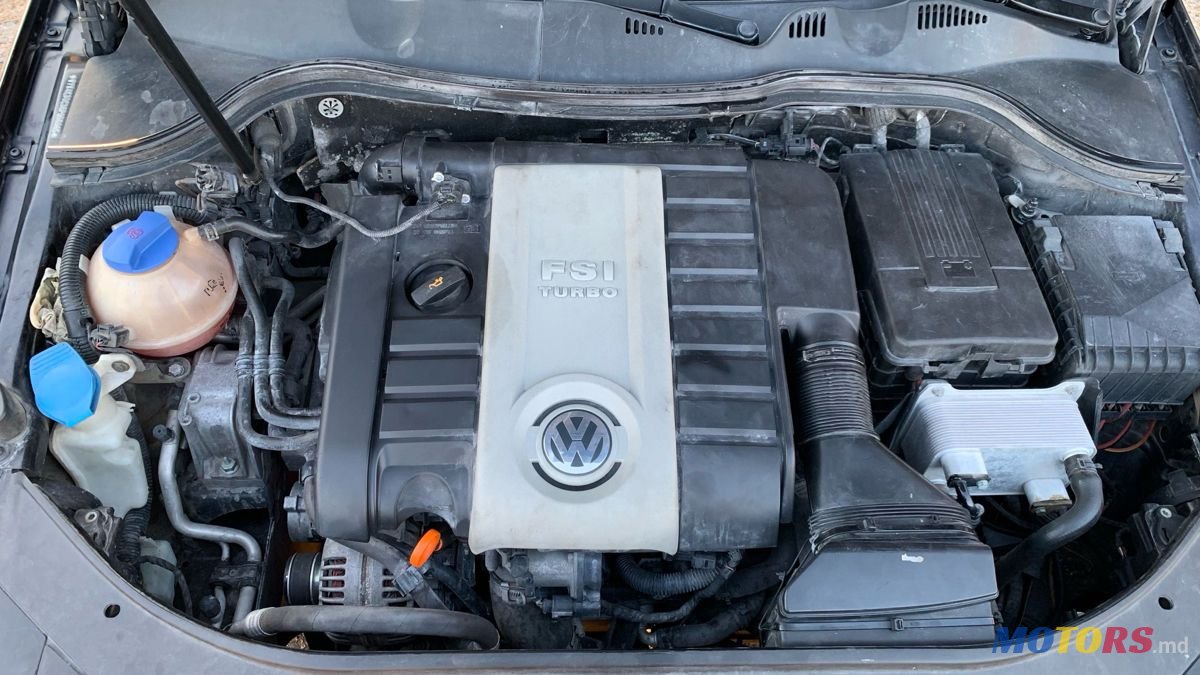 2006' Volkswagen Passat photo #5