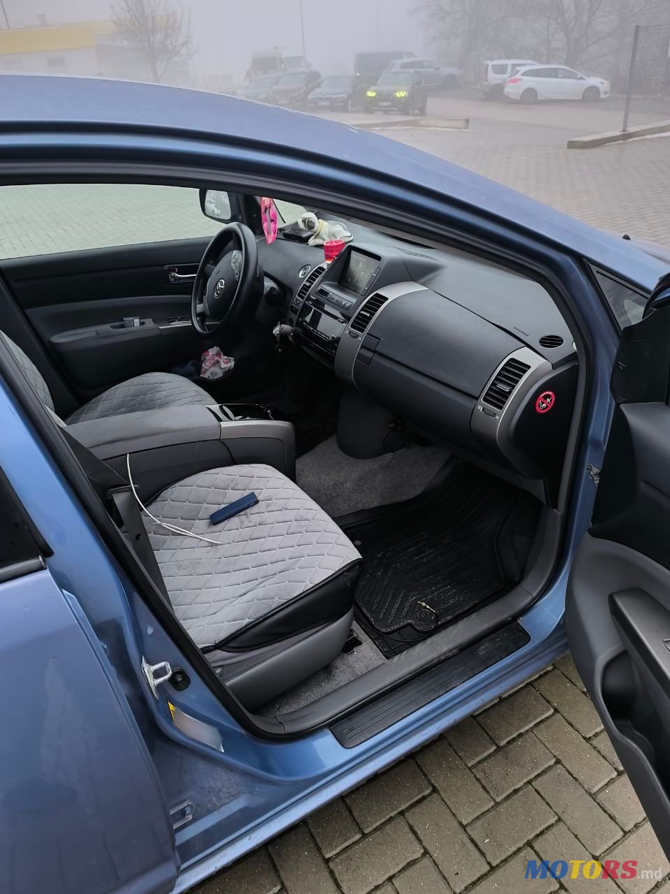 2009' Toyota Prius photo #4