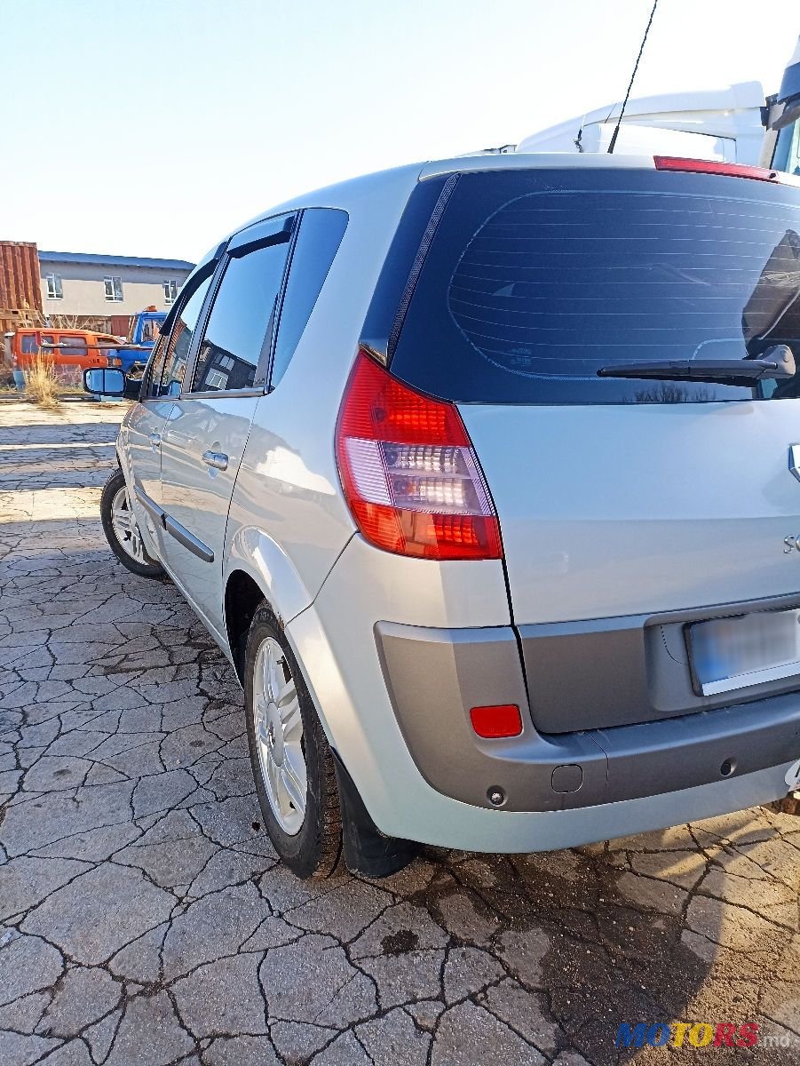 2004' Renault Scenic photo #2
