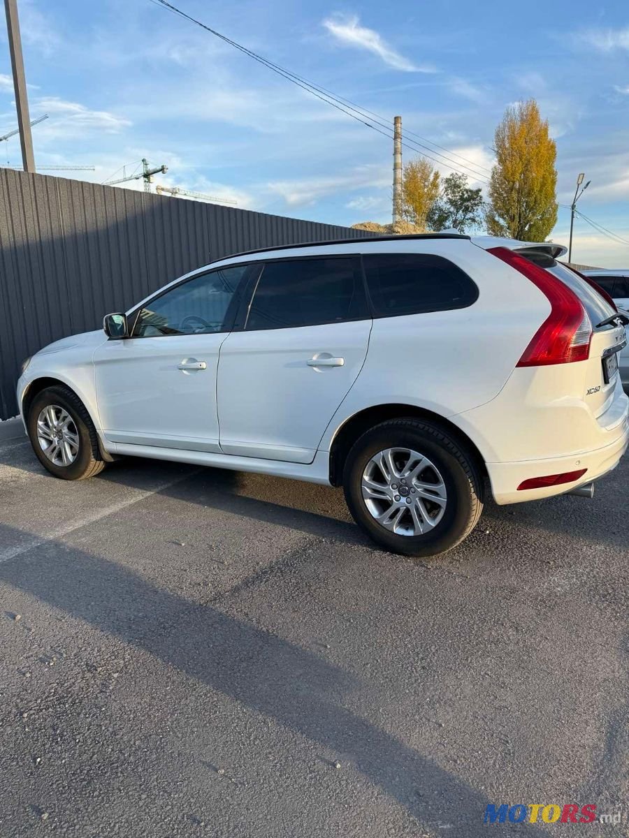 2016' Volvo XC60 photo #1