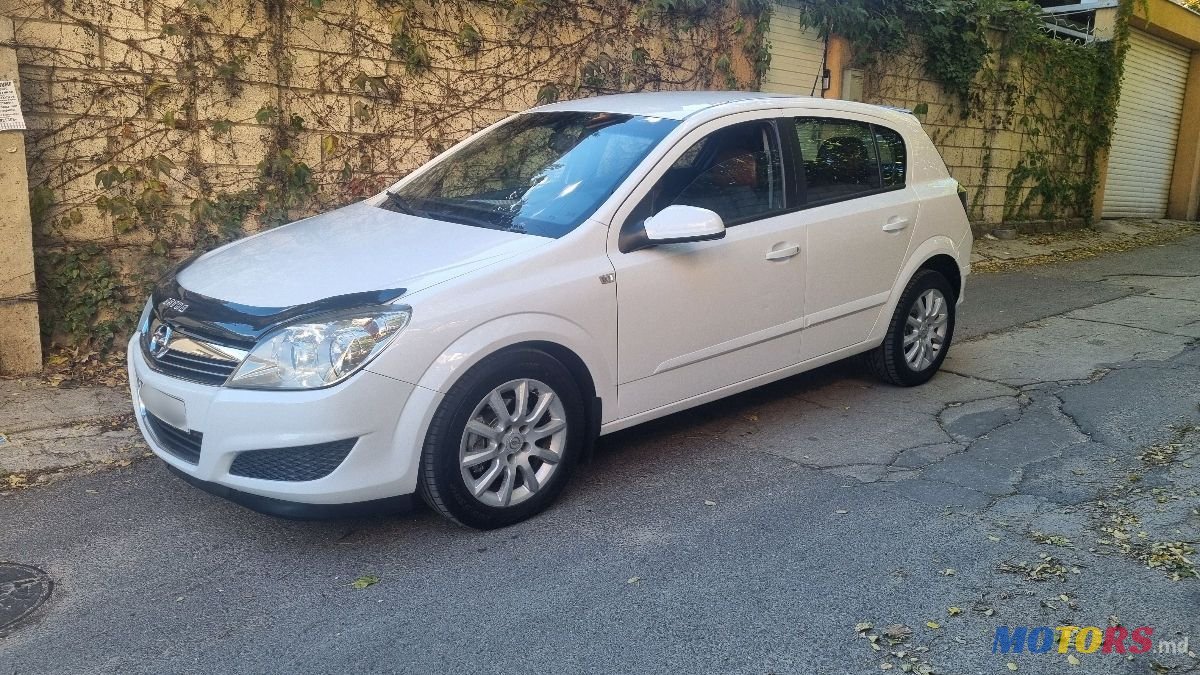 2007' Opel Astra photo #2