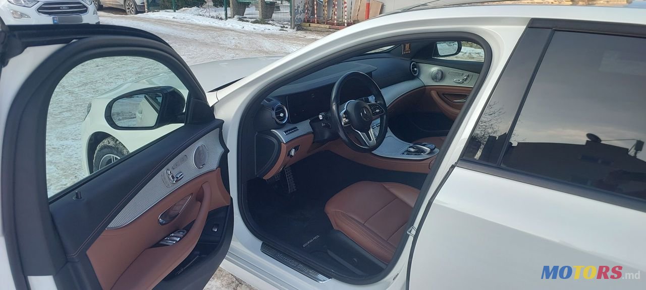 2019' Mercedes-Benz E-Class photo #4