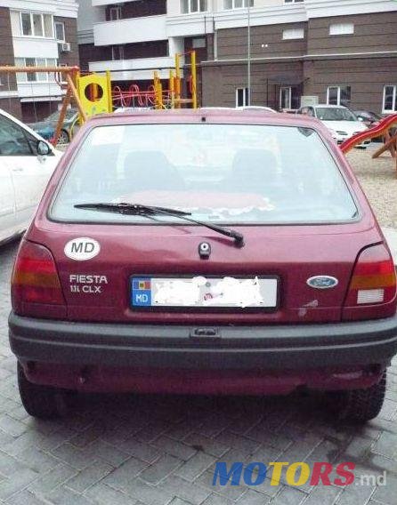 1991' Ford Fiesta photo #2