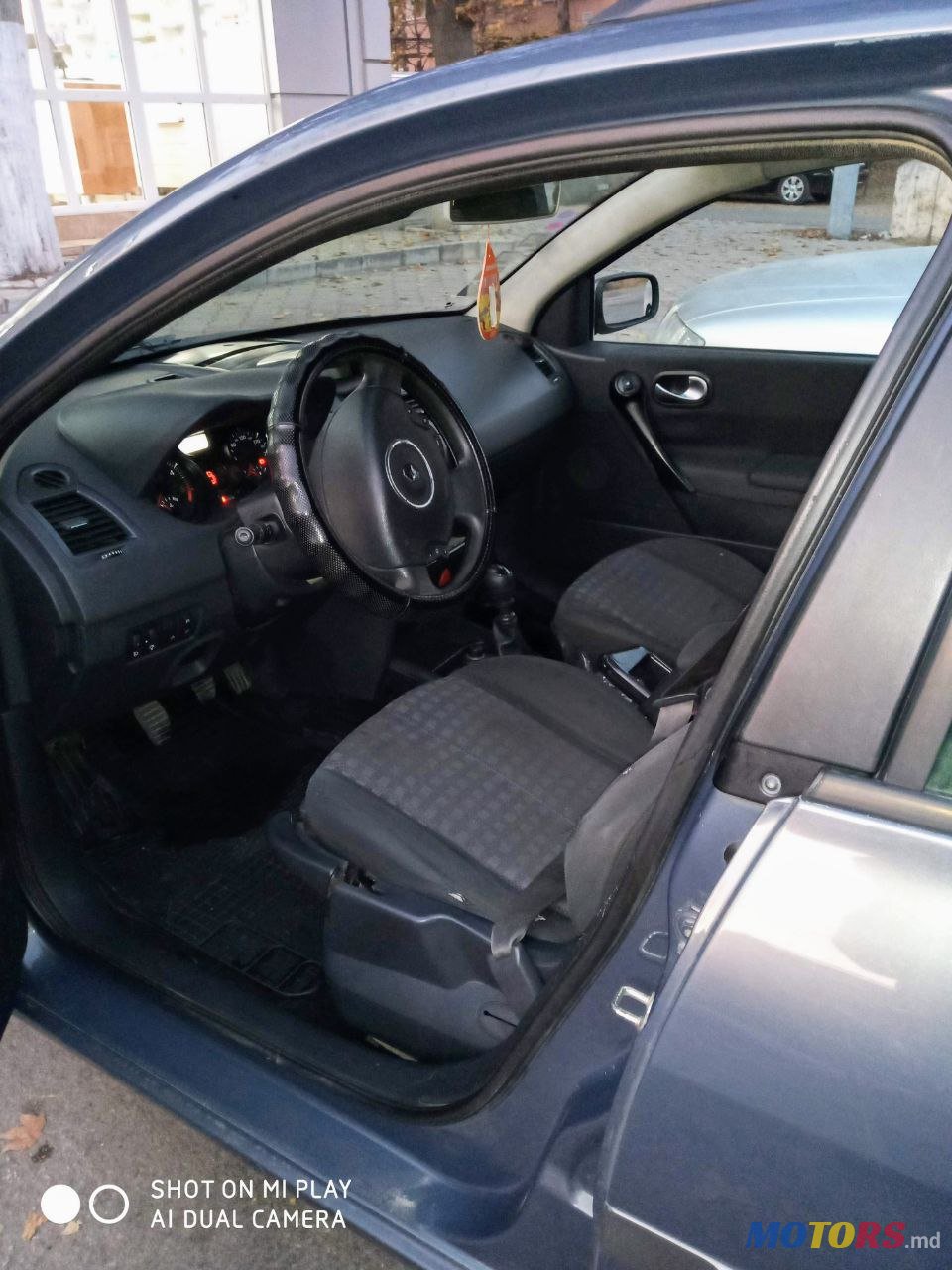 2007' Renault Megane photo #4