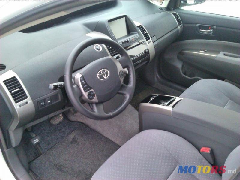2008' Toyota Prius photo #4