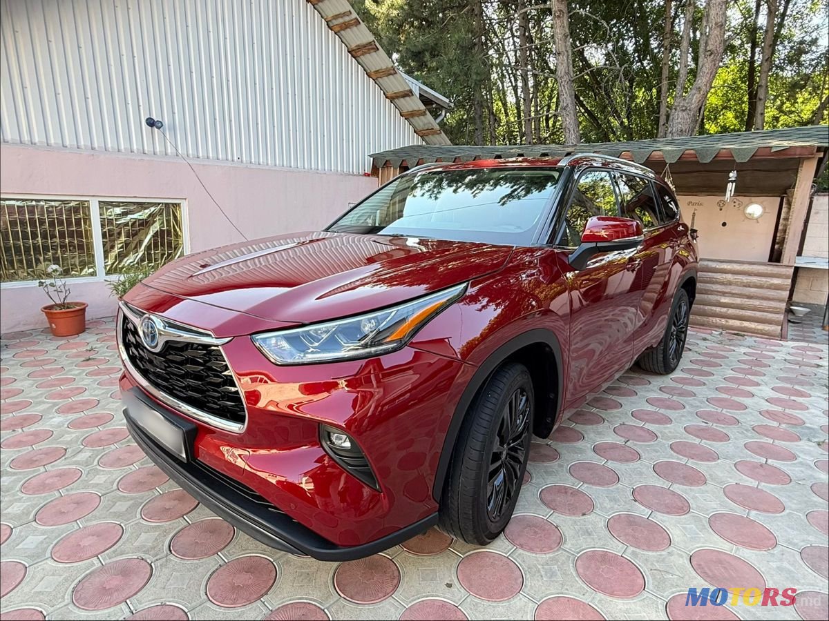2022' Toyota Highlander photo #1