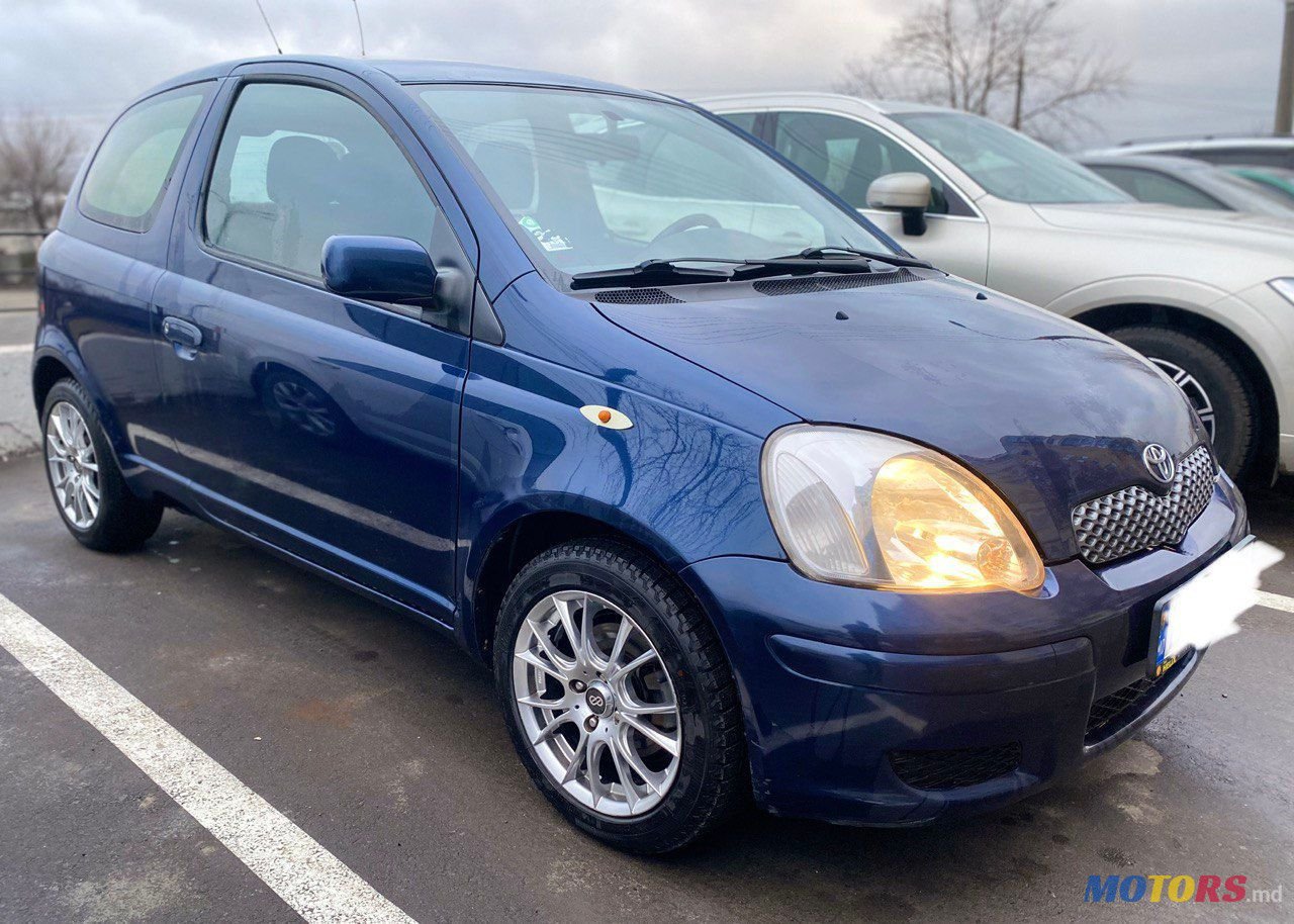 2005' Toyota Yaris photo #5